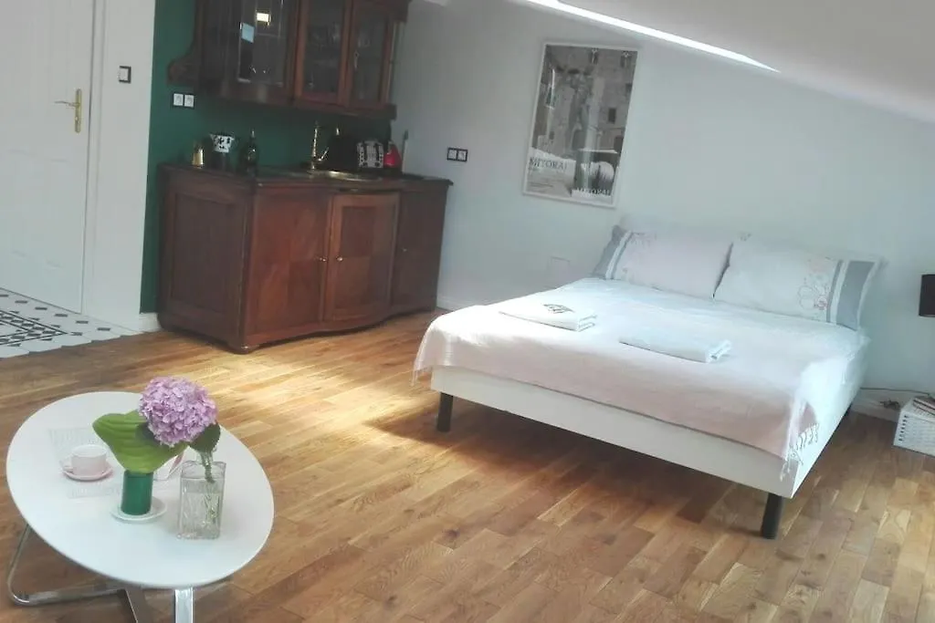 Z Widokiem- Old Town Apartment Krakow 0*,  Poland